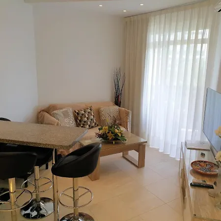 Apartament Skol
