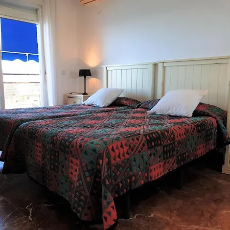 Apartament Skol *